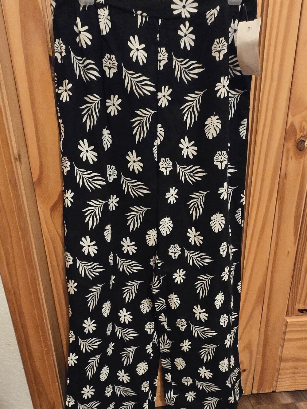 Tahari Girls Black Floral Wide-Leg Pants Nwt Sz 7/8